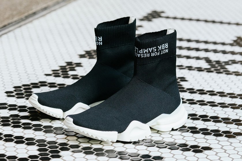 reebok-sock-run-r-print-black-white-1.jpg