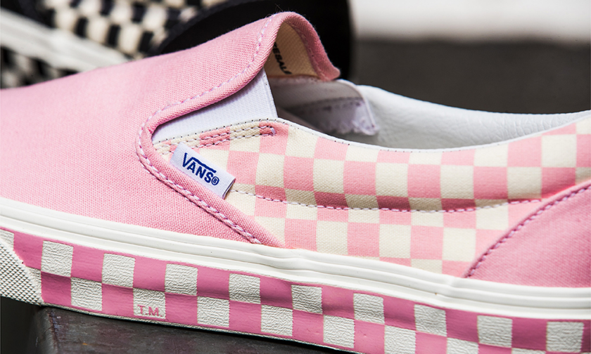 vans-classic-slip-on-checker-sidewall-billys-exclusive-4.png