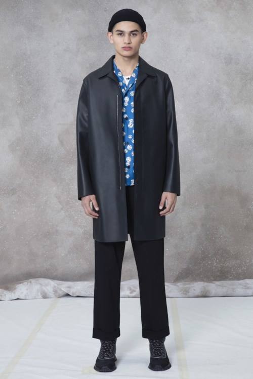 louis-vuitton-pre-fall-2018-collection-012.jpg