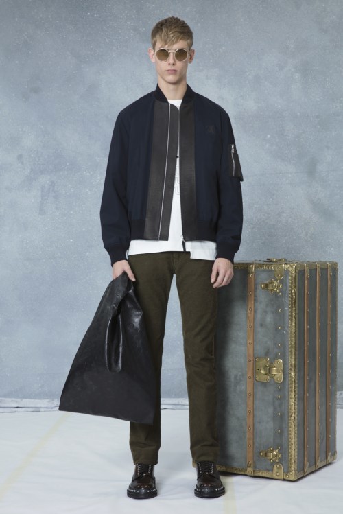 louis-vuitton-pre-fall-2018-collection-024.jpg