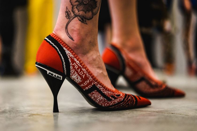 prada-cruise-2018-15.jpg