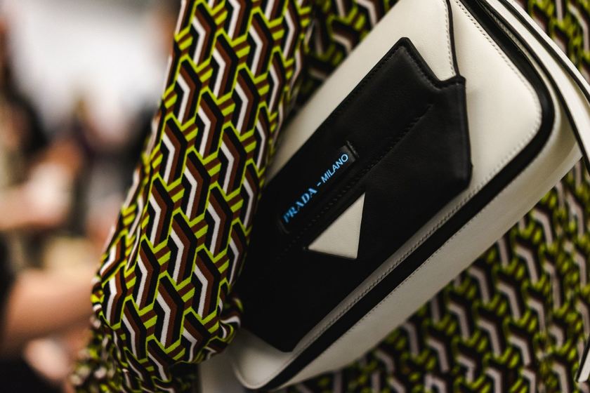 prada-cruise-2018-13.jpg