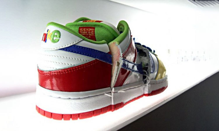 nike-dunk-low-pro-sb-ebay-charity-dunks-white-blue-mean-green-sport-red-1.jpg