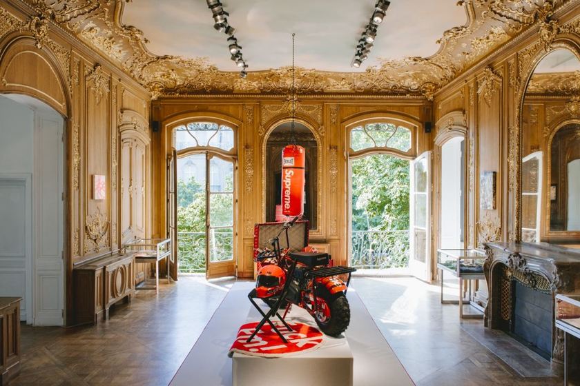 supreme-paris-exposition-artcurial-9.jpg