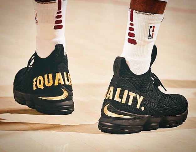 kingjames_22582077_1459380604111115_8530978748453879808_n.jpg
