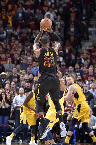 lebron_james_nba_180425_cle-vs-ind-08-game-5.jpg