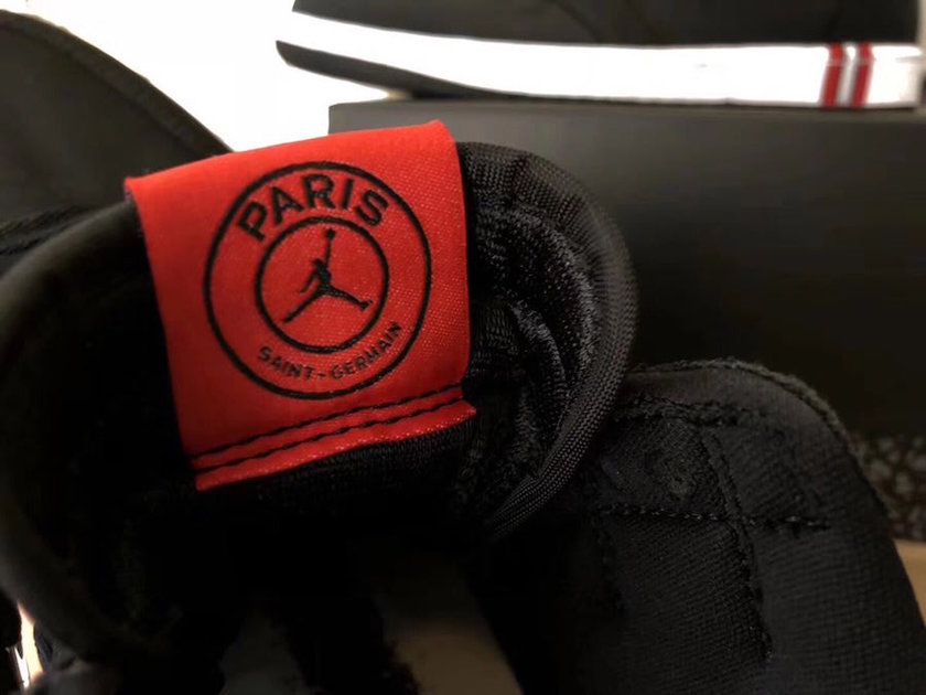 Air-Jordan-1-Paris-Saint-Germain-PSG-Tongue.jpg