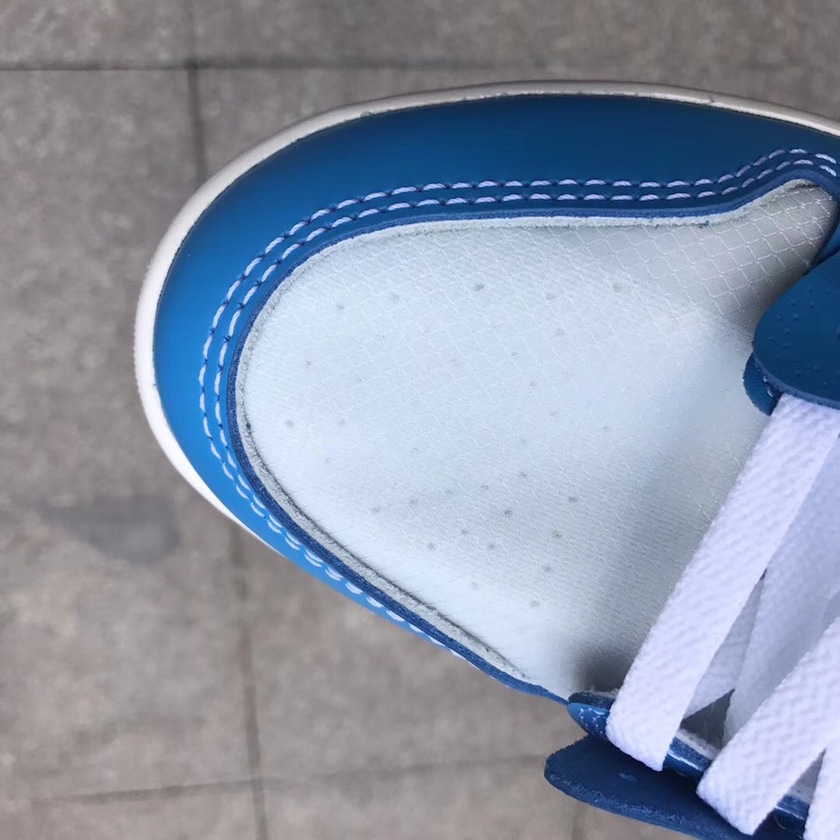 Off-White-x-Air-Jordan-1-UNC-White-Powder-Blue-Toe.jpg