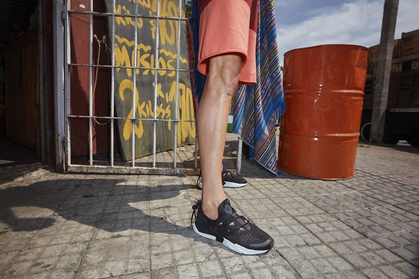 SU18_STYLEGUIDE_NSW_HOW_TO_WEAR_HUARACHE_BL_1356-1024x683.jpg