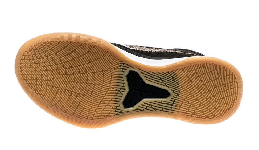 Nike-Kobe-AD-Black-Gum-Metallic-Gold-922482-009-Outsole.jpg