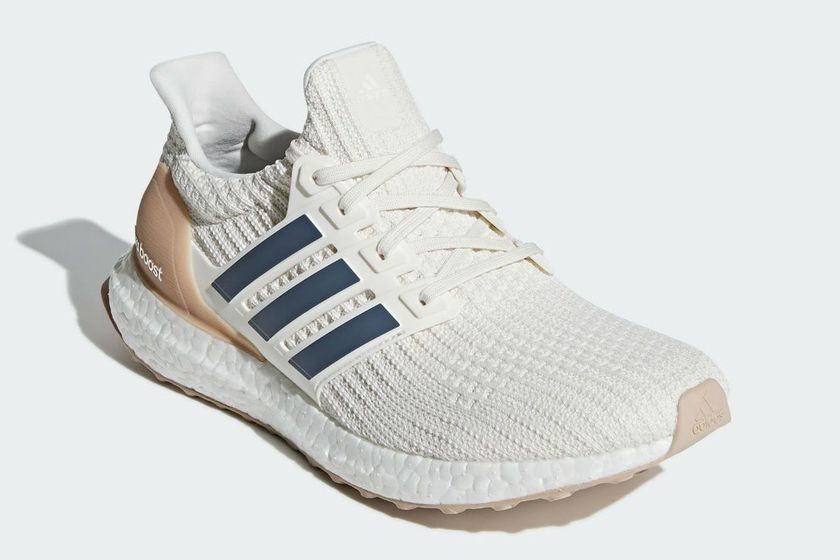 adidas-ultraboost-4-0-show-your-stripes-core-black-cloud-white-7.jpeg
