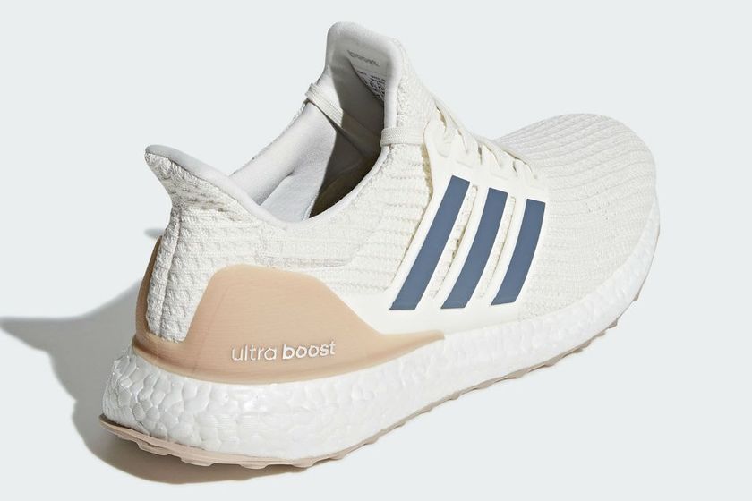 adidas-ultraboost-4-0-show-your-stripes-core-black-cloud-white-8.jpeg