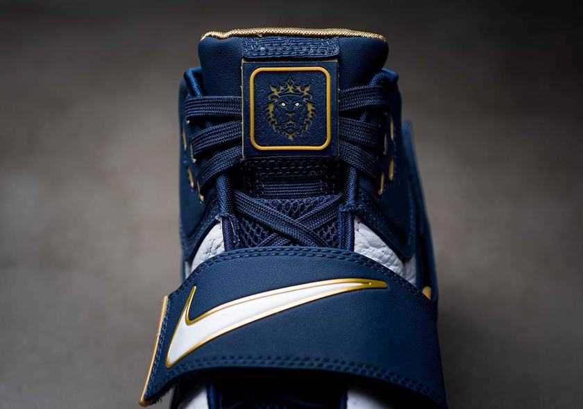 nike-lebron-soldier-25-straight-ao2088-400-7.jpg