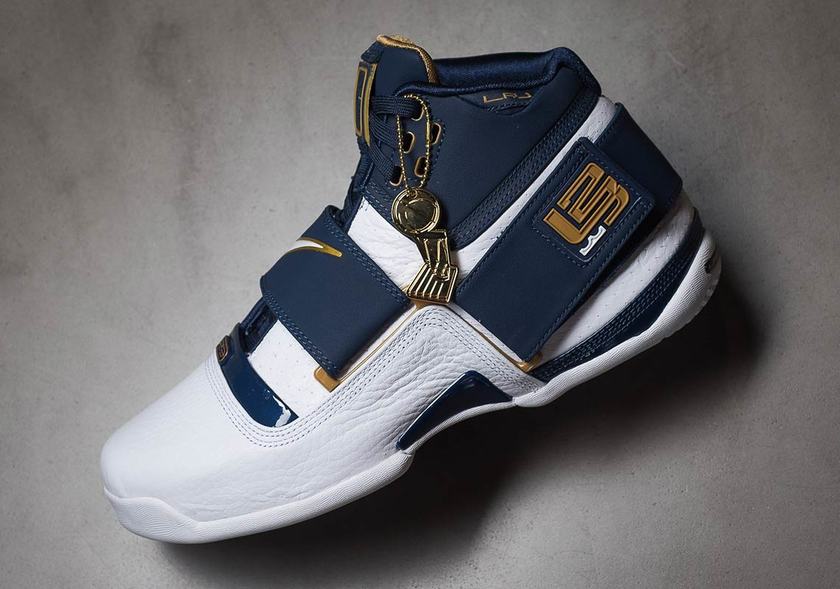 nike-lebron-soldier-25-straight-ao2088-400-5.jpg