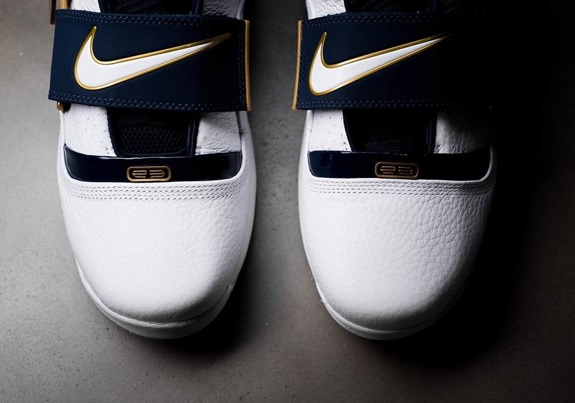 nike-lebron-soldier-25-straight-ao2088-400-9.jpg