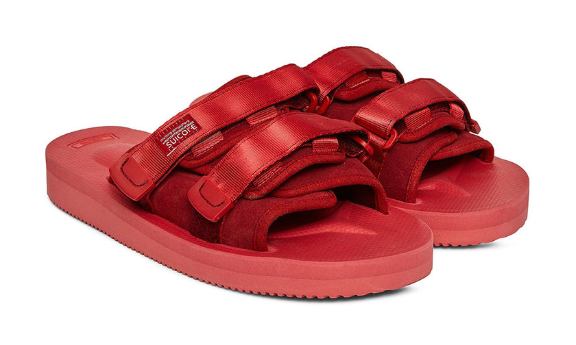 moto-vs-slippers-2.jpg