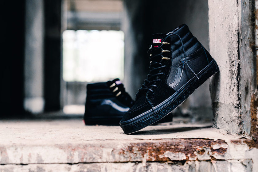 vans-VA38GEUBH-marvel-sk8-hi-black-panther-12-950x635.jpg