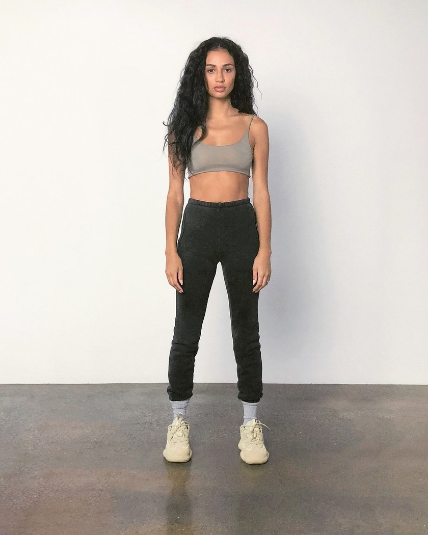 yeezy-500-hashtag-supermoon-yellow-campaign-05.jpg
