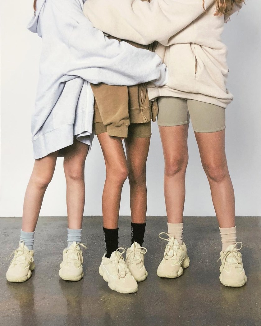 yeezy-500-hashtag-supermoon-yellow-campaign-02.jpg