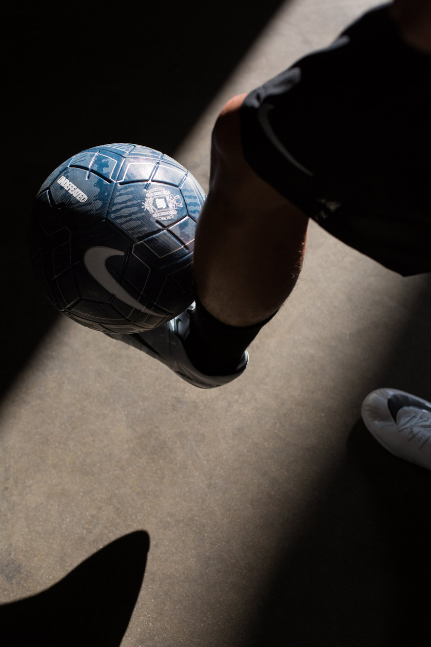 NIKE_UNDEFEATED_THEFIVES_1.jpg