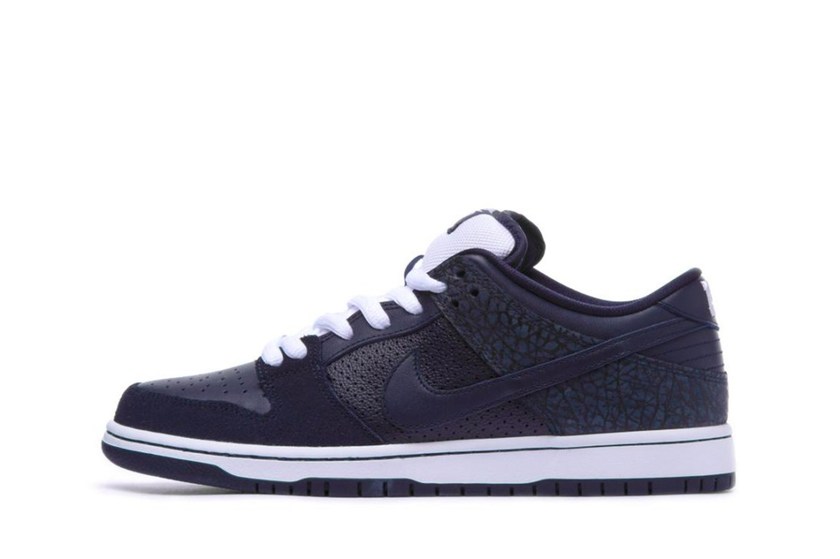 Nike-SB-x-Murasaki-Sports-Dunk-Low-dark-Obsidian-2.jpg