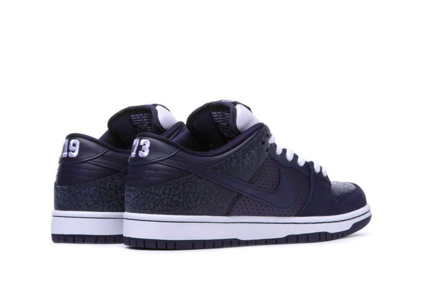 Nike-SB-x-Murasaki-Sports-Dunk-Low-dark-Obsidian-3.jpg