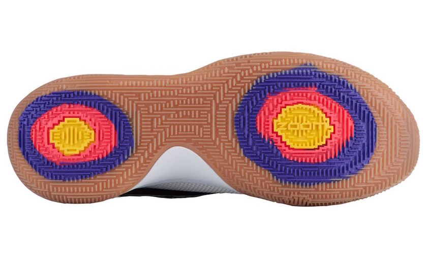 Nike-Kyrie-4-Low-White-Black-Gum-AO8979-100-Outsole.jpg