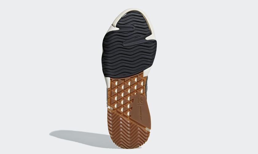 alexander-wang-turnout-trainer-10.jpg