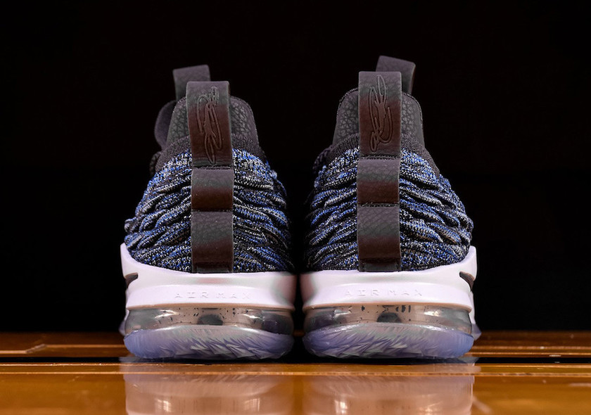 Signal-Blue-Nike-LeBron-15-Low-3.jpg