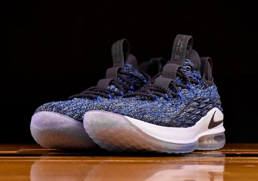 nike lebron 15 low "signal blue"
