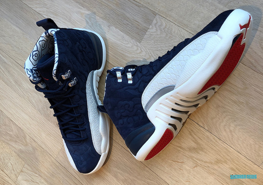 Air-Jordan-12-International-Flight-College-Navy-130690-445.jpg