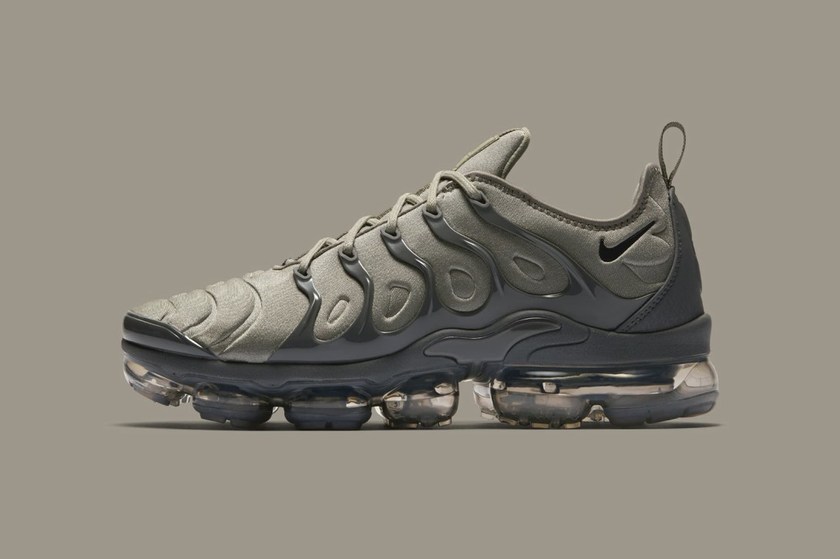 nike-air-vapormax-plus-string-dark-stucco-camo-4.jpg