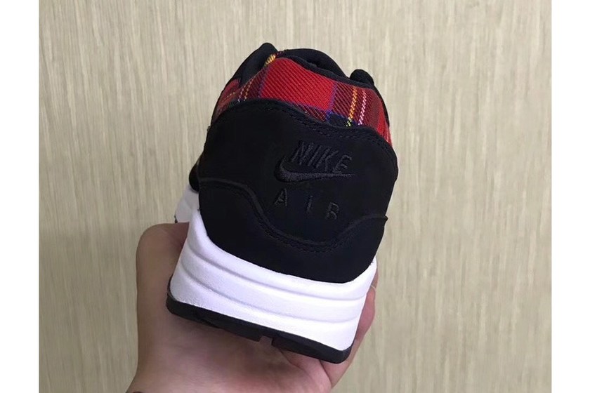 nike-air-max-1-plaid-first-look-04.jpg
