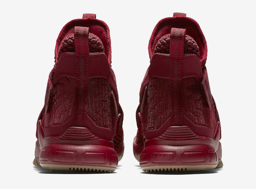 Nike-LeBron-Soldier-12-Team-Red-AO4055-600.jpg