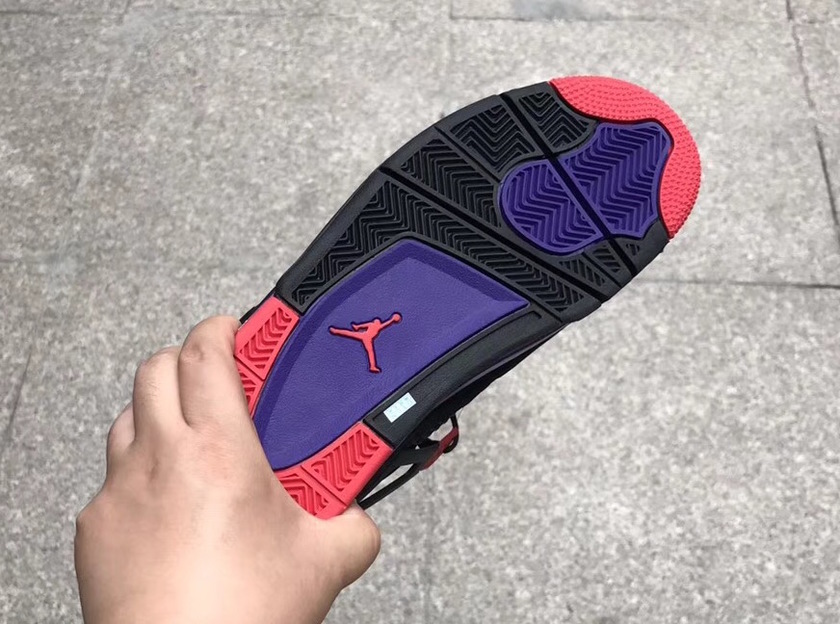 Air-Jordan-4-Retro-Raptors-Outsole.jpg