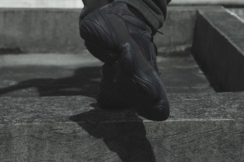adidas-kanye-west-yeezy-500-utility-black-hbx-raffle-08.jpg