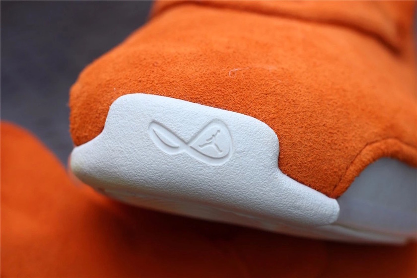 Air-Jordan-18-Orange-Suede-AA2494-801-Release-Date-6.jpg