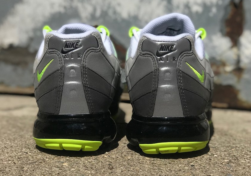 nike-vapormax-95-aj7292-001-black-volt-medium-ash-dark-pewter-dust-granite-03.jpg