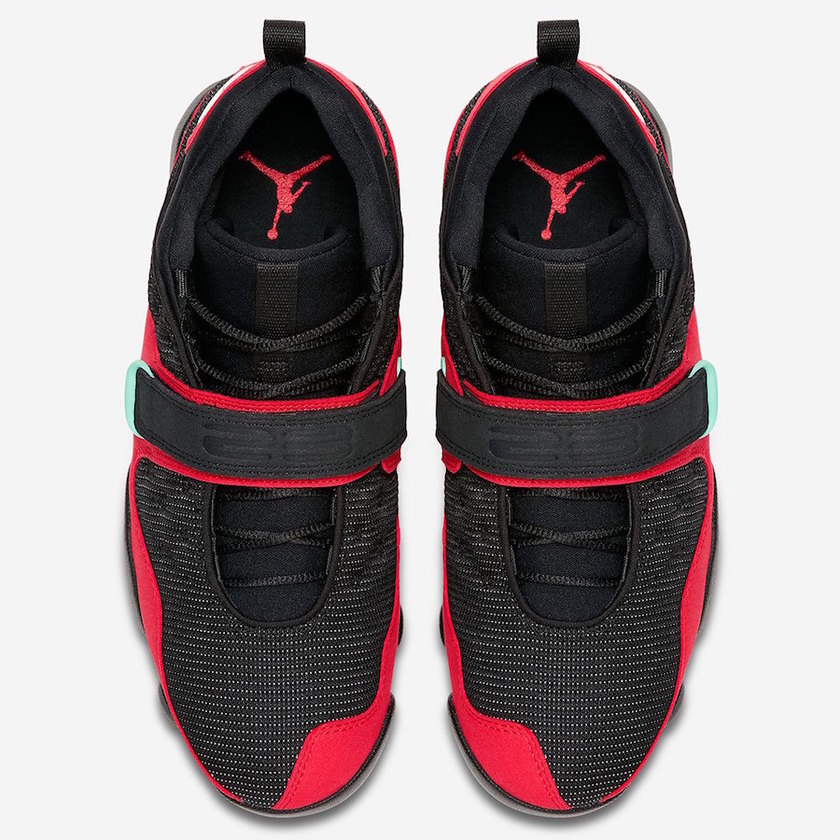 Air-Jordan-Black-Cat-AR0772-006-Release-Date-3.jpg