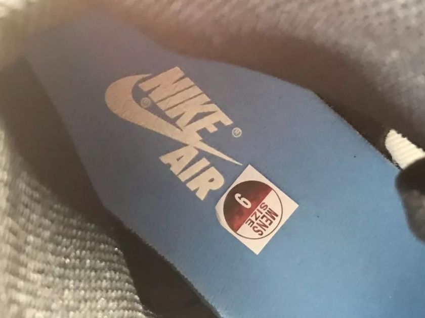 Air-Jordan-1-Sports-Illustrated-A-Star-Is-Born-555088-015-Release-Date-8.jpg