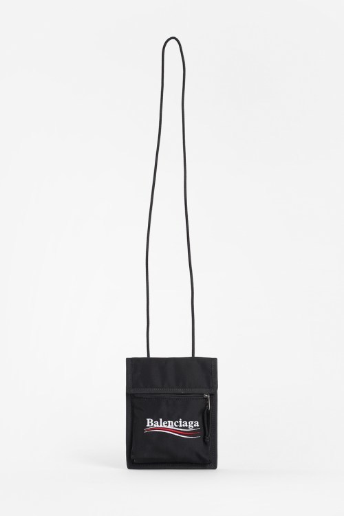 balenciaga-fall-winter-2018-shoulder-bag-release-001.jpg