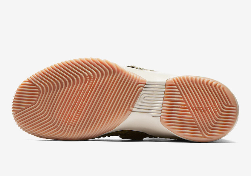 Nike-LeBron-Soldier-12-Land-And-Sea-AO2609-300-5.jpg