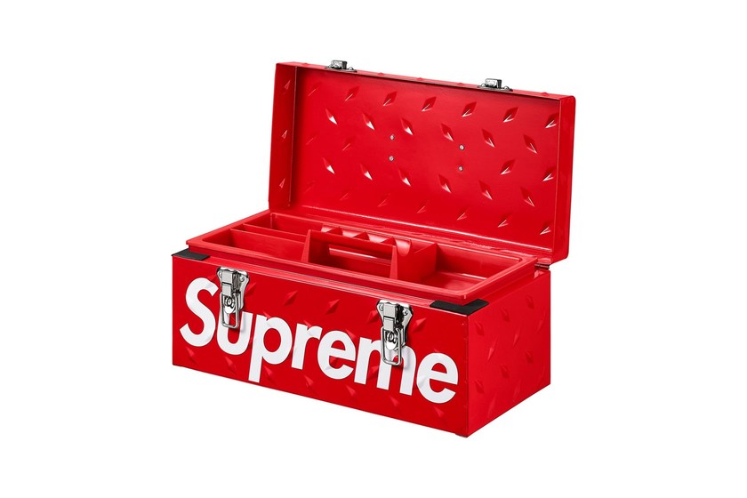 supreme-fall-winter-2018-accessories-23.jpg