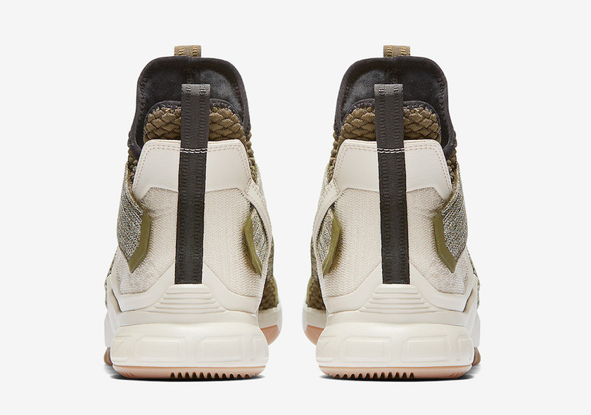 Nike-LeBron-Soldier-12-Land-And-Sea-AO2609-300-4.jpg