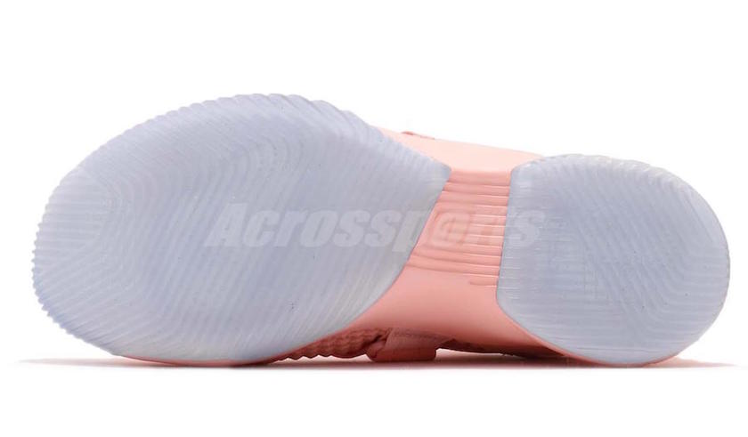 Nike-LeBron-Soldier-12-Pink-AO4055-900-5.jpg