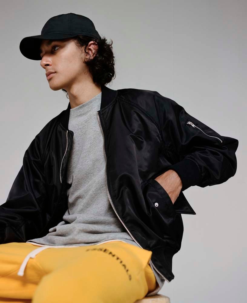 https_2F2Fhypebeast.com2Fimage2F20182F082Fessentials-fall-winter-2018-campaign-converse-10.jpg