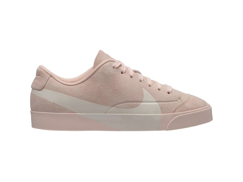 https_2F2Fhypebeast.com2Fimage2F20182F082Fnike-blazer-low-oversized-swoosh-grey-pink-2.jpg