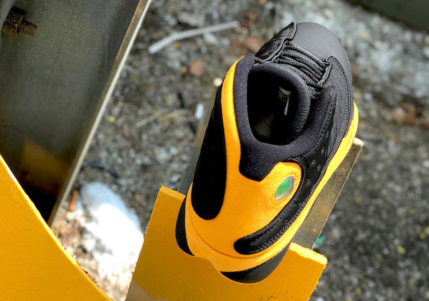 Carmelo-Anthony-Air-Jordan-13-Black-University-Gold-Red-6.jpg