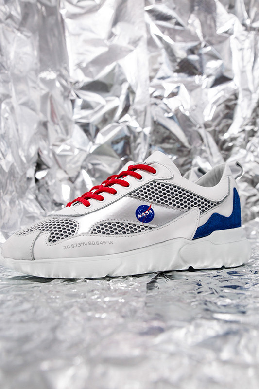 mercer-amsterdam-nasa-sneaker-release-date-price-02-533x800.jpg