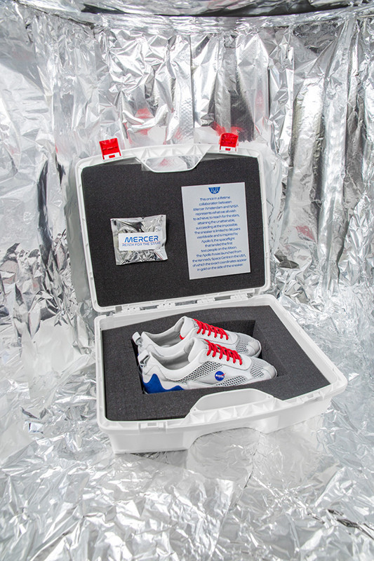 mercer-amsterdam-nasa-sneaker-release-date-price-07-533x800.jpg